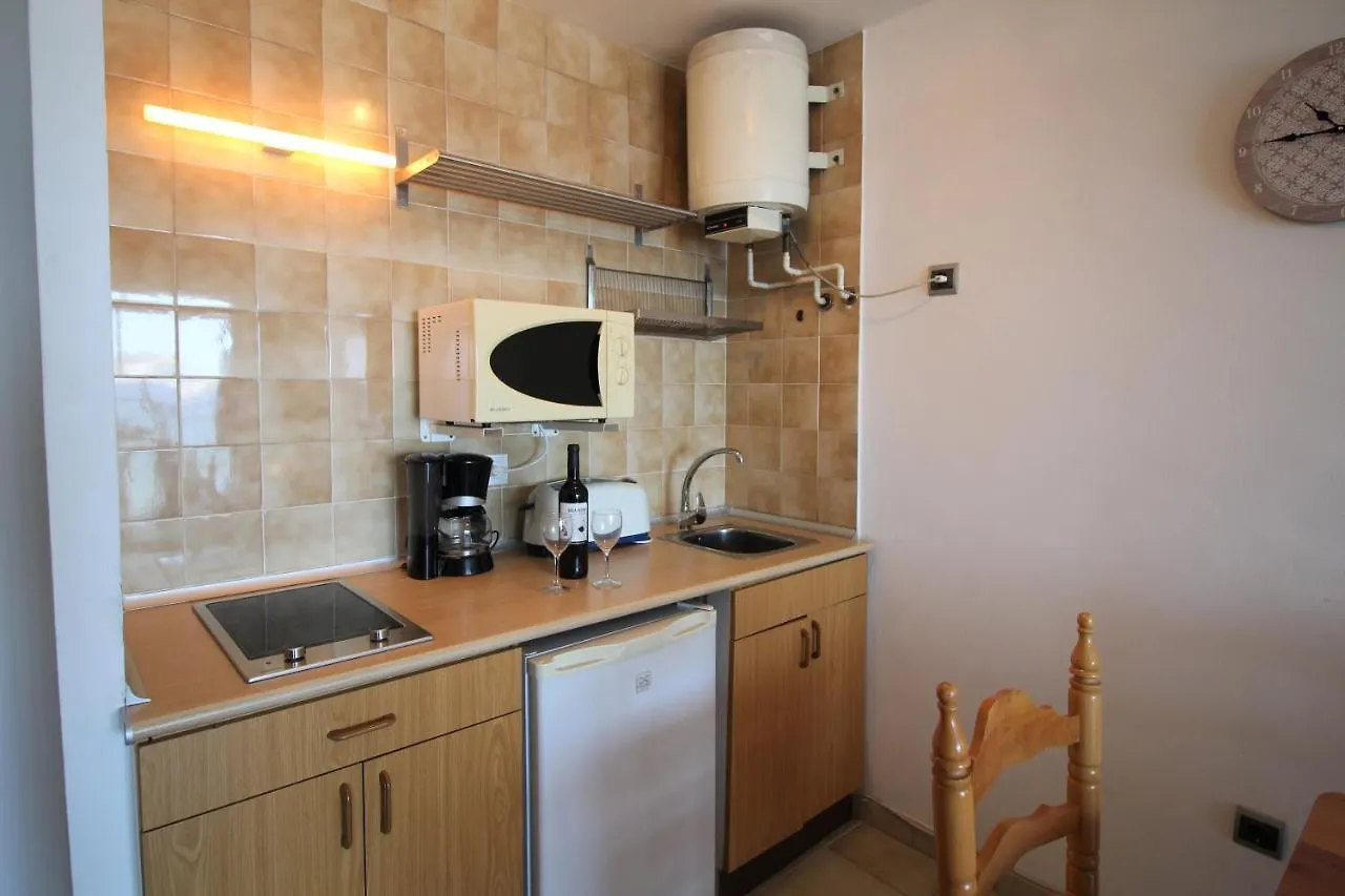 Basic Comfort Apartment Karina 16º 0102 Empuriabrava