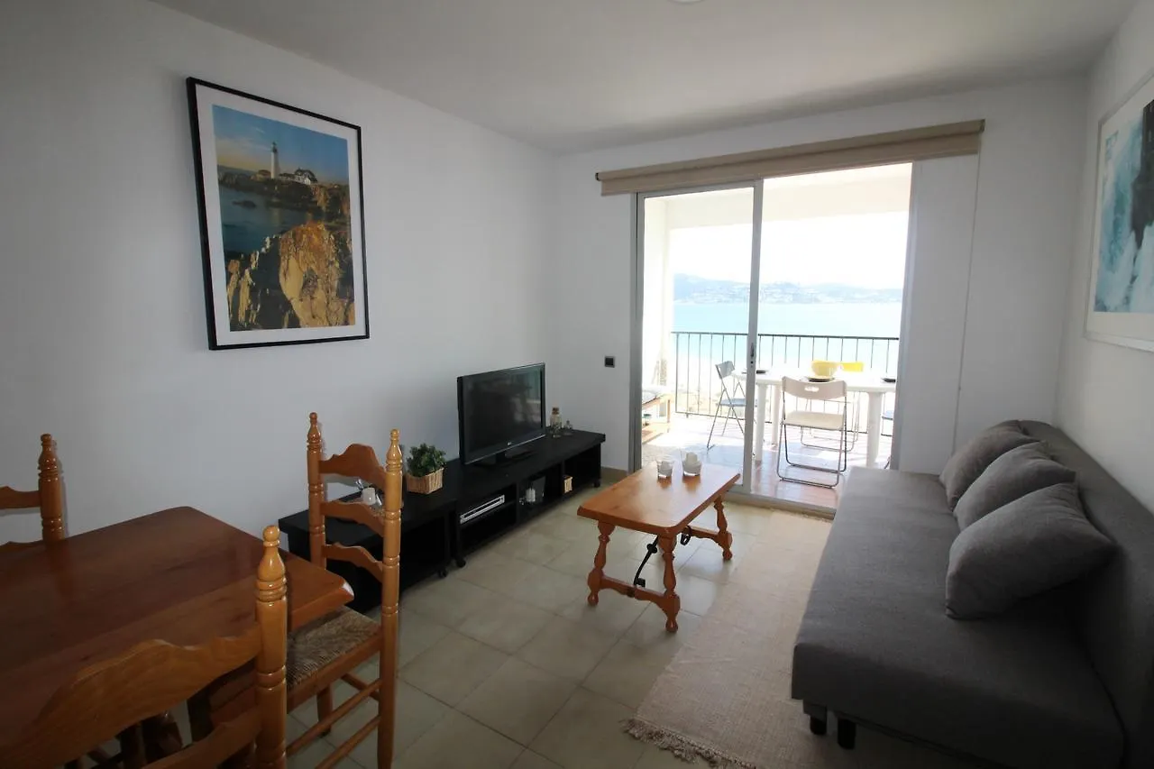 Basic Comfort Apartment Karina 16º 0102 Empuriabrava 0*,