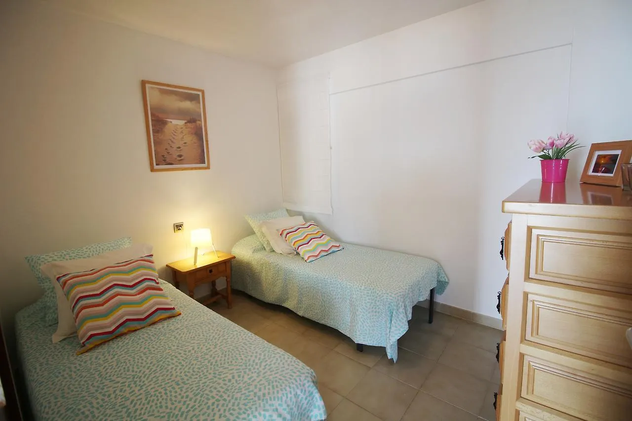 Basic Comfort Apartment Karina 16º 0102 Empuriabrava Spain