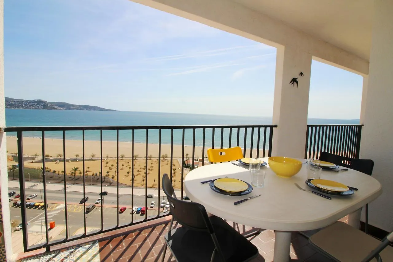 Basic Comfort Apartment Karina 16º 0102 Empuriabrava